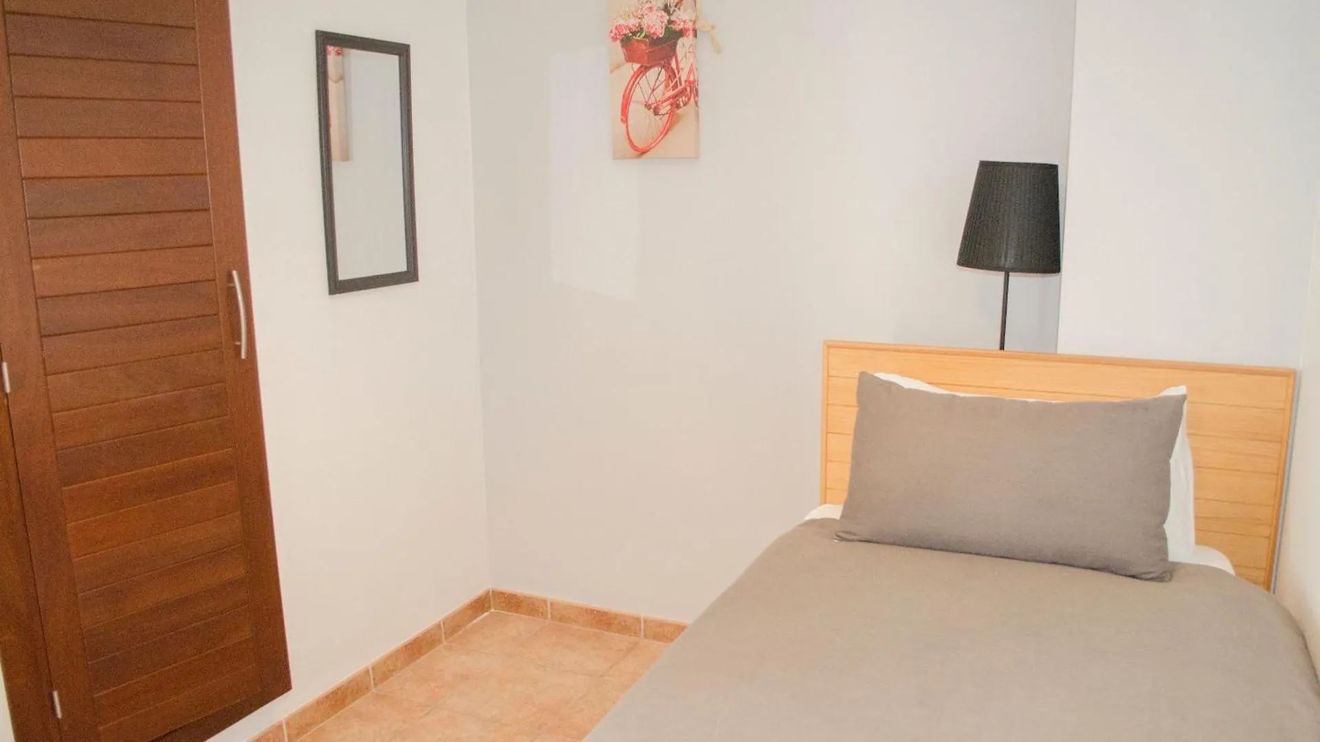 Apartamentos Ruisol - Auto Checkin - By Centrall Alquileres Turisticos 네르하 0*,