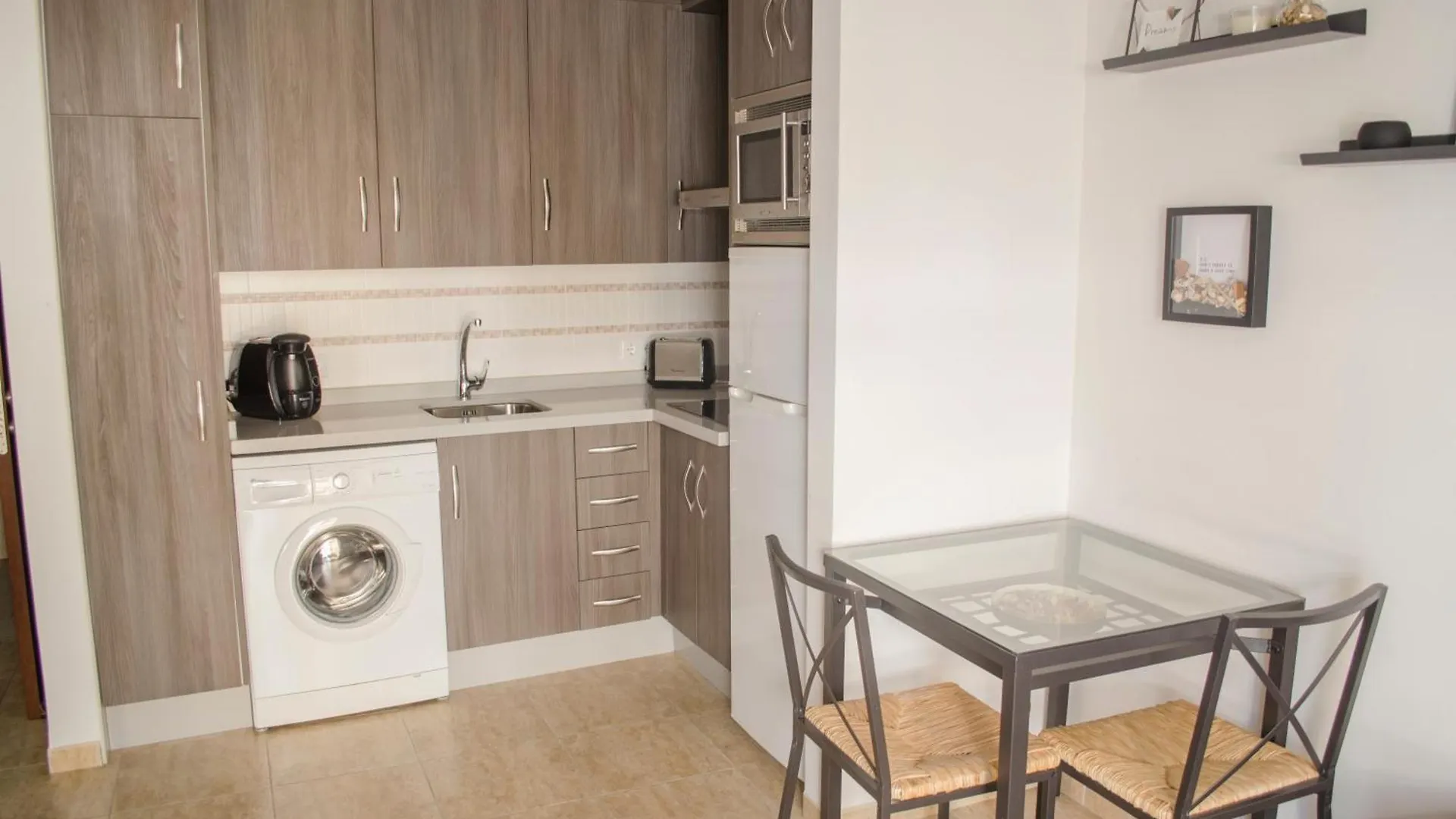 Apartamentos Ruisol - Auto Checkin - By Centrall Alquileres Turisticos 네르하 0*,